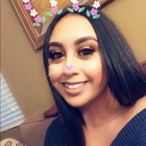 Meet your Posher, Briana